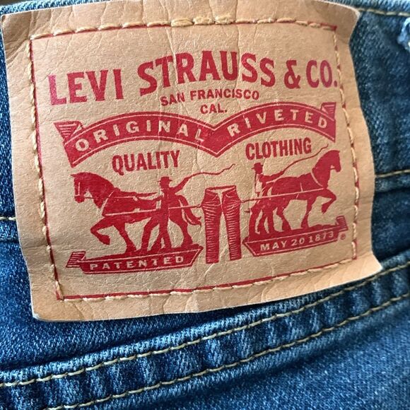 Levi's Boyfriend Fit Ankle Jeans Women's Classic Mid-Rise Zip Up Plus Size 32 - Picture 11 of 12